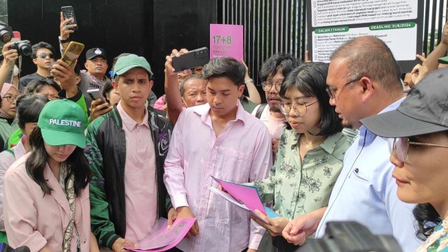 Disatroni Jerome Polin Soal 17+8 Tuntutan Rakyat di DPR, Ayah Azizah Salsha Malah Bahas Beras!